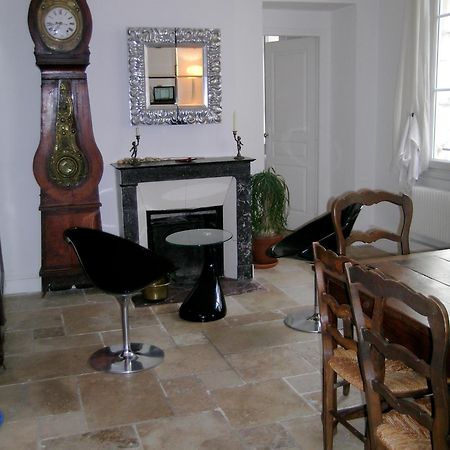 Le Marais 3 Bedrooms Apt Paris Bagian luar foto